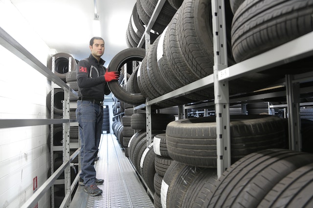 Burleigh Heads Gold Coast Tyre Dealer With Tyre Storage Tips